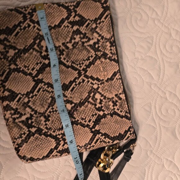 Jessica Simpson Snake Print Crossbody Bag Gold Chain Strap Excellent Condition - Picture 2 of 14